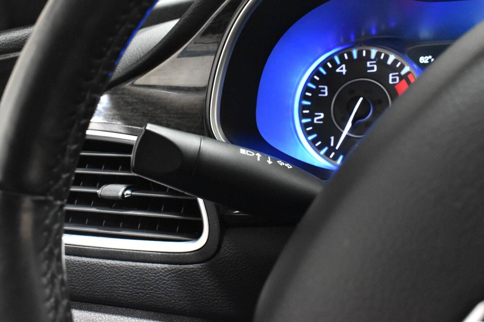 2016 Chrysler 200 C Platinum