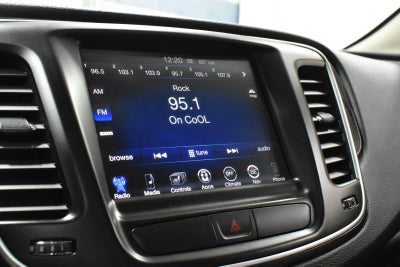 2016 Chrysler 200 C Platinum