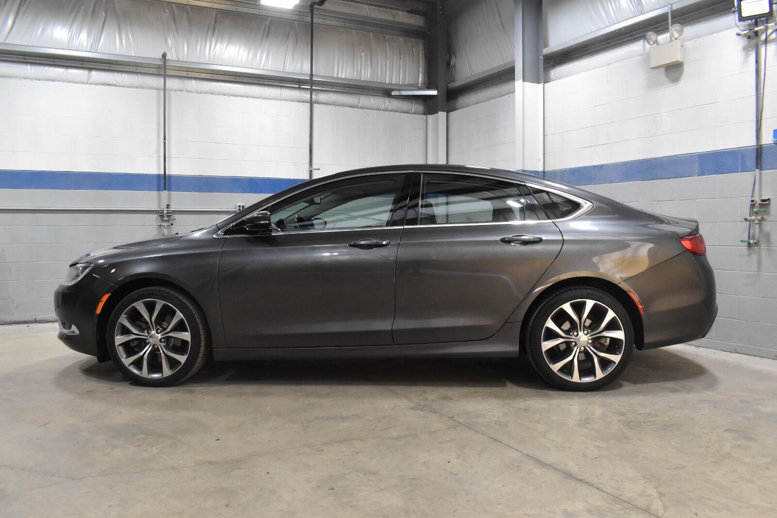 2016 Chrysler 200 C Platinum