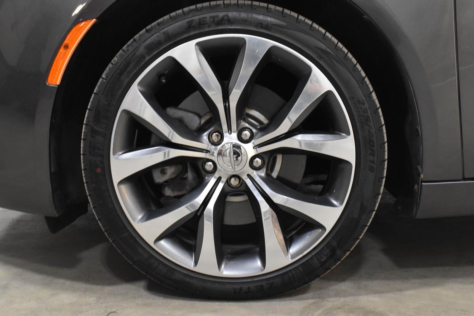2016 Chrysler 200 C Platinum
