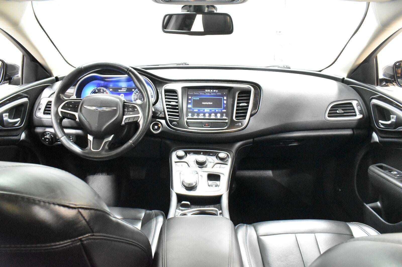 2016 Chrysler 200 C Platinum