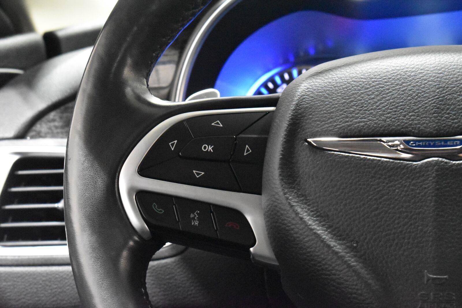 2016 Chrysler 200 C Platinum