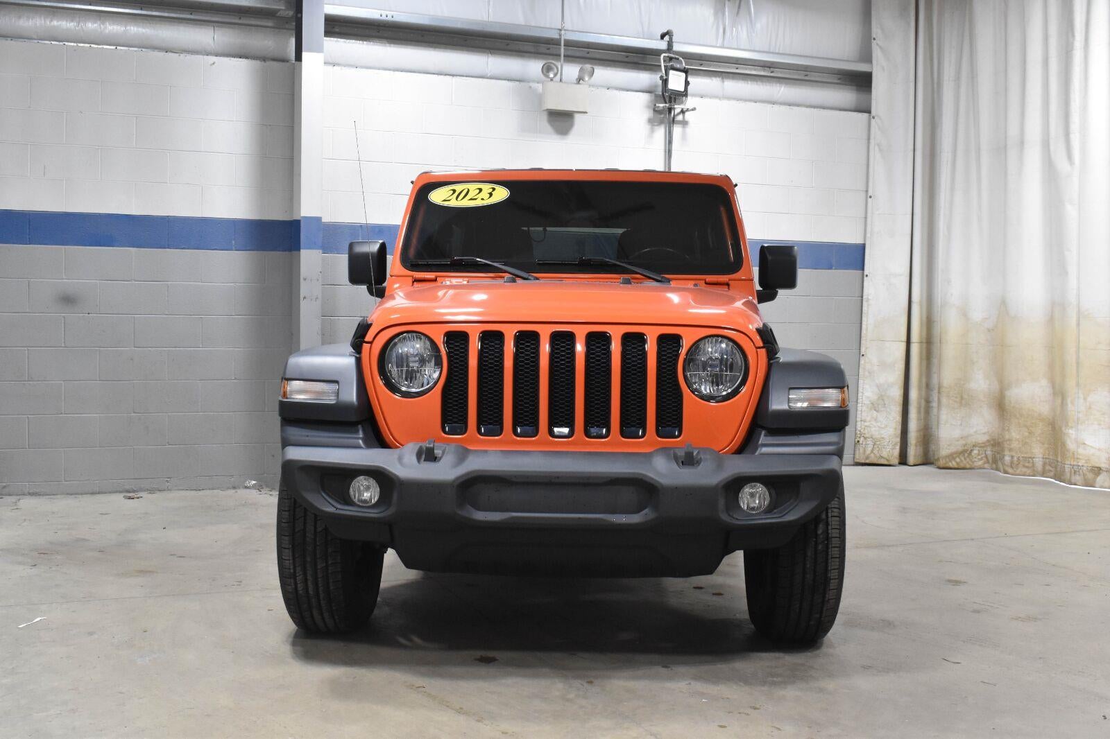 2023 Jeep Wrangler 4-Door Sport Altitude 4x4