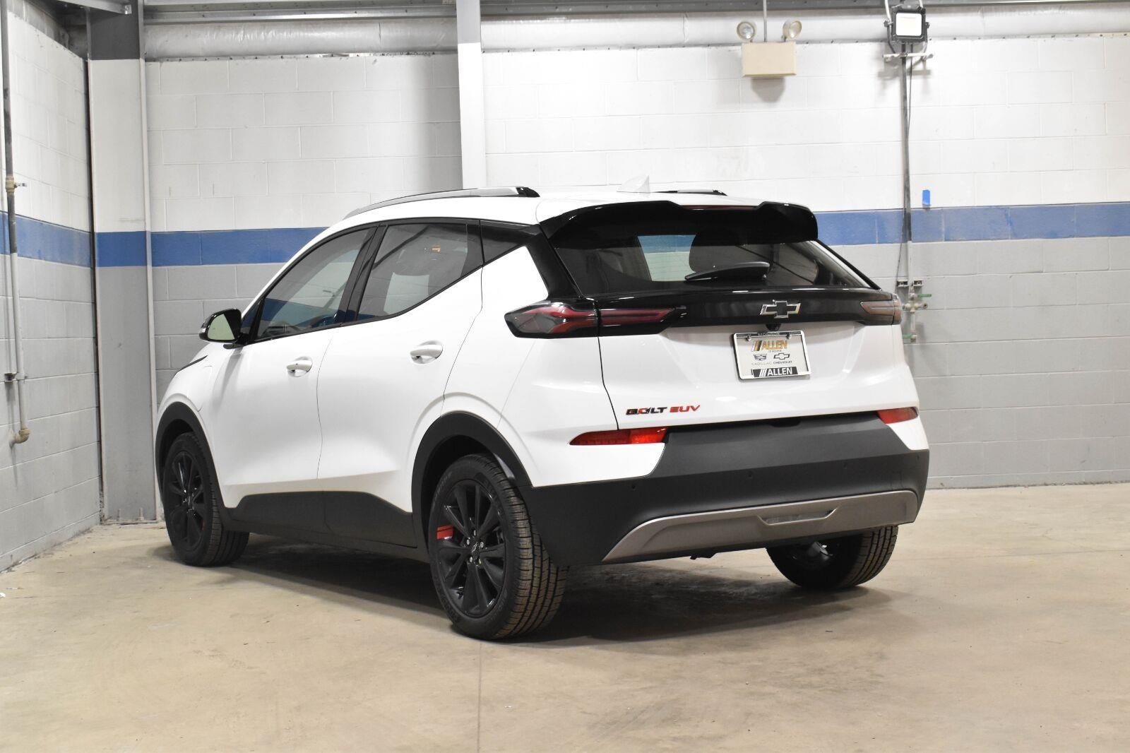 2023 Chevrolet Bolt EUV LT