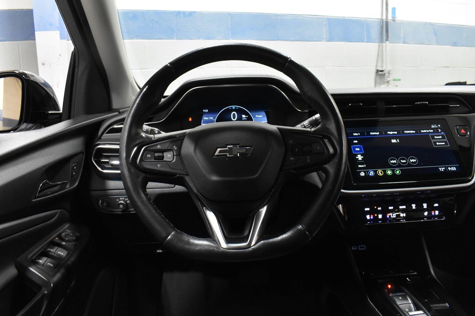 2023 Chevrolet Bolt EUV LT