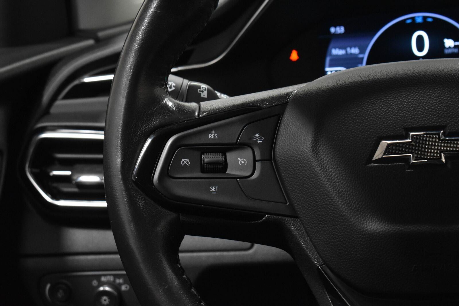 2023 Chevrolet Bolt EUV LT