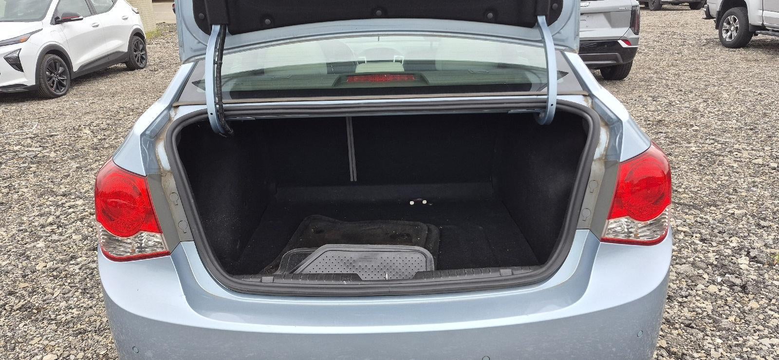2011 Chevrolet Cruze LT w/1LT