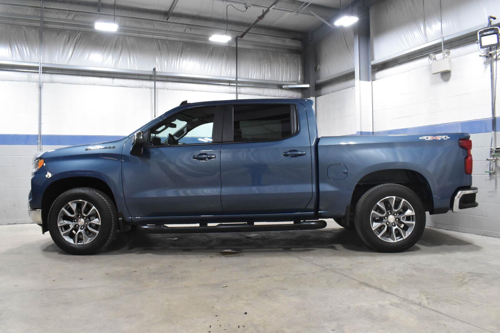 2024 Chevrolet Silverado 1500 LT (2FL)