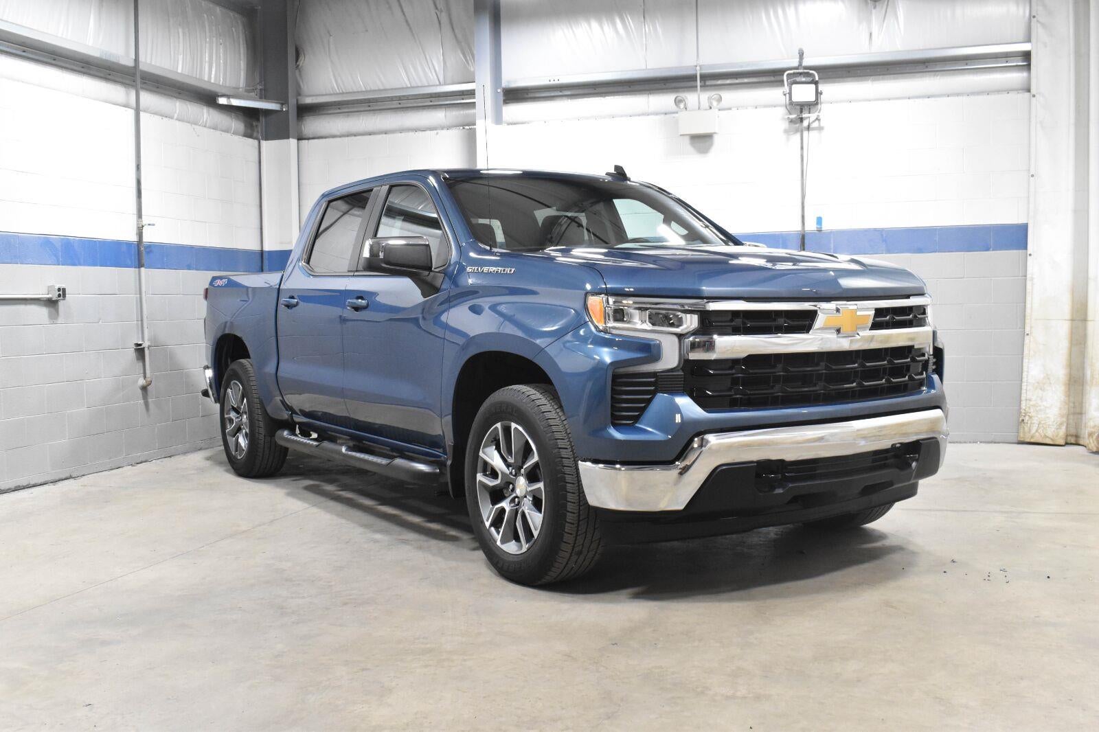 2024 Chevrolet Silverado 1500 LT (2FL)