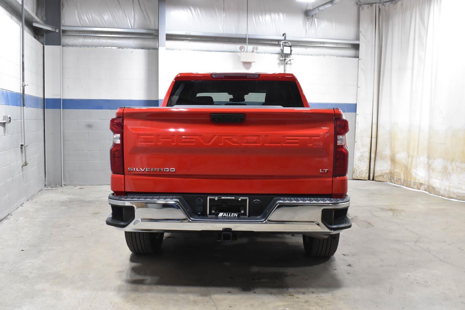 2025 Chevrolet Silverado 1500 LT (2FL)