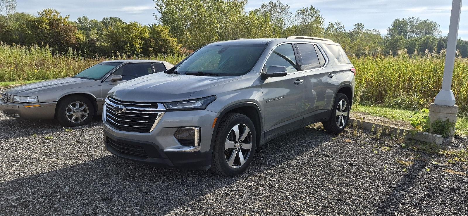 2023 Chevrolet Traverse LT Leather