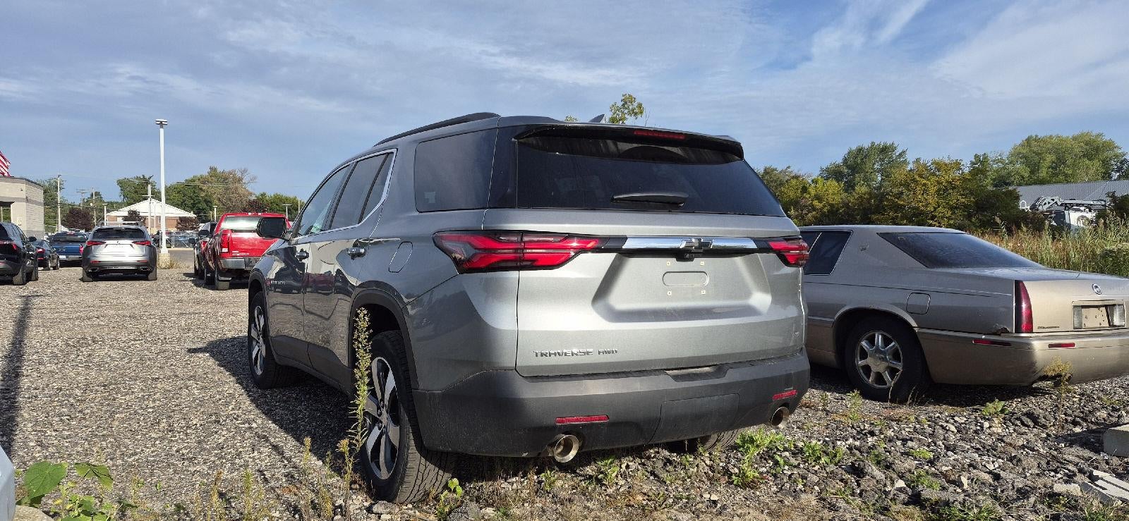 2023 Chevrolet Traverse LT Leather