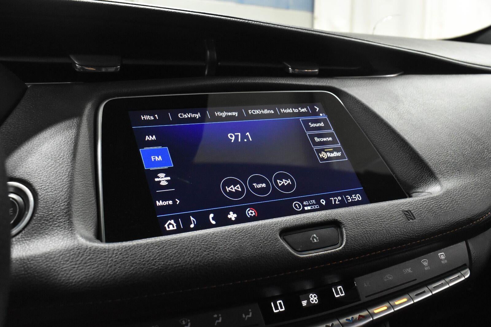 2021 Cadillac XT4 AWD Sport