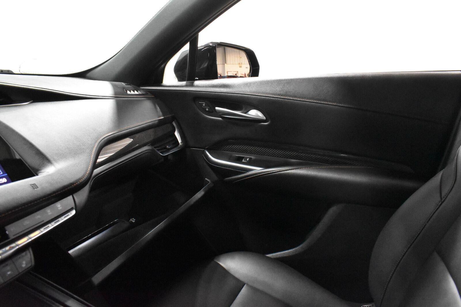 2021 Cadillac XT4 AWD Sport