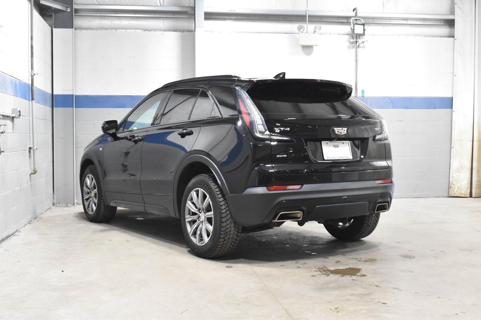 2021 Cadillac XT4 AWD Sport