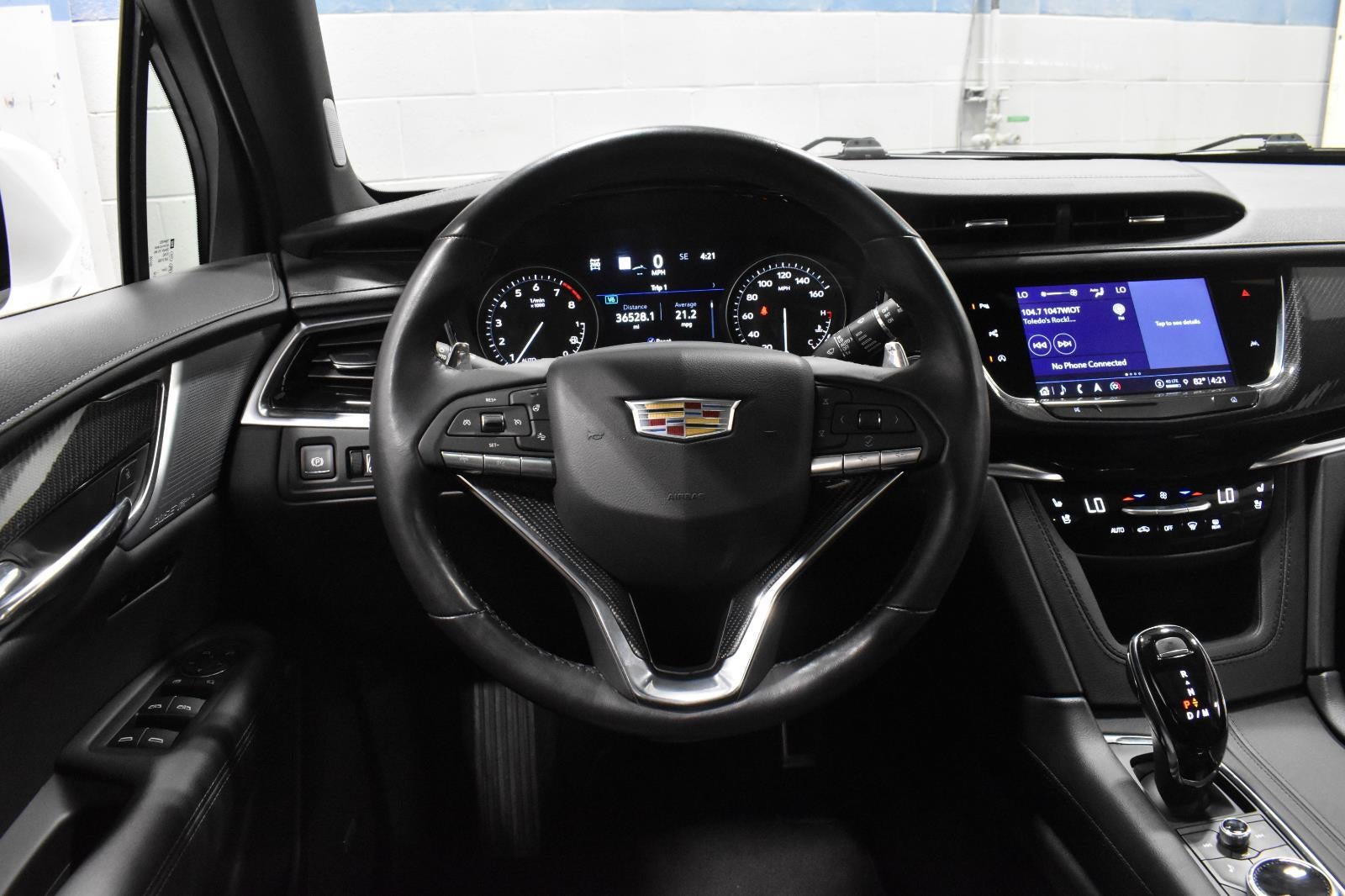 2025 Cadillac XT6 Sport