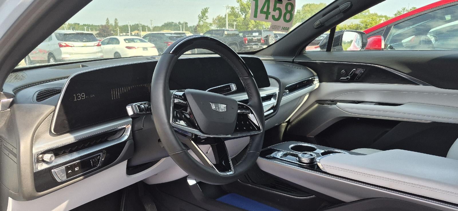 2024 Cadillac LYRIQ Sport 3