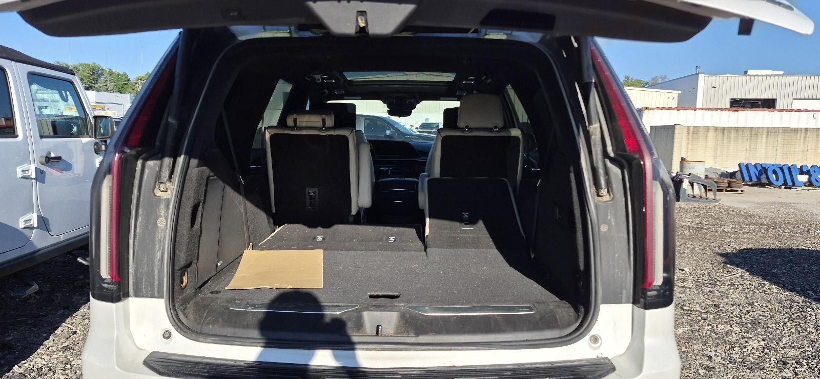 2022 Cadillac Escalade Sport