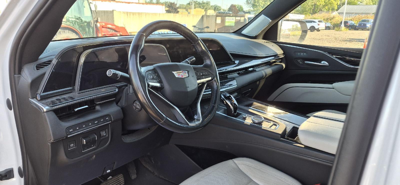 2022 Cadillac Escalade Sport