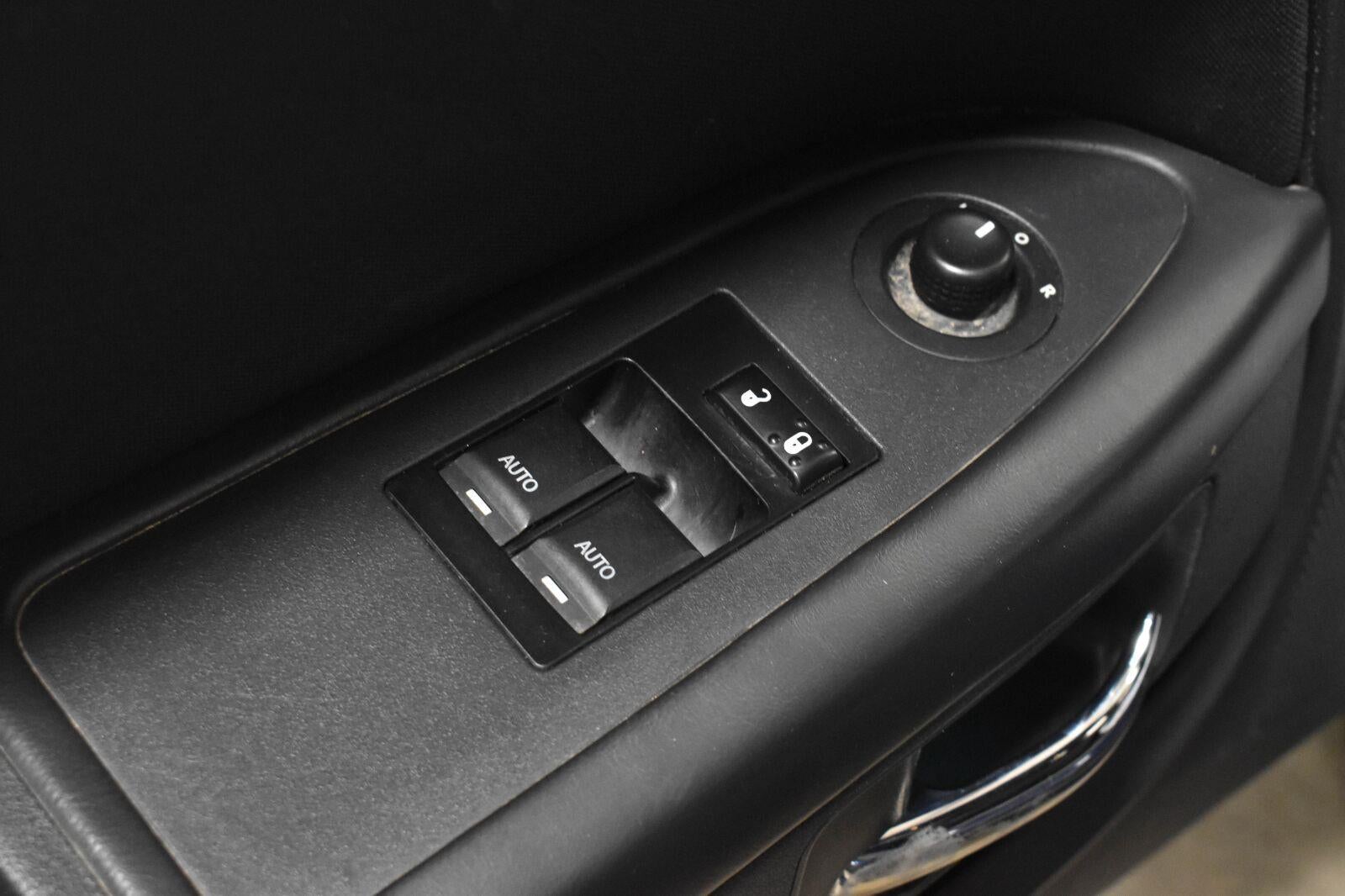 2014 Dodge Challenger SXT