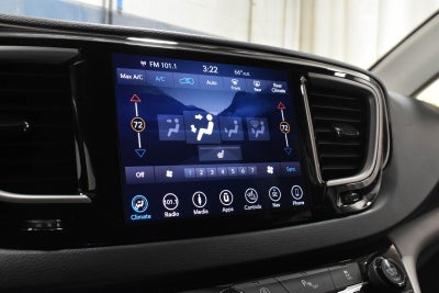 2018 Chrysler Pacifica Touring L