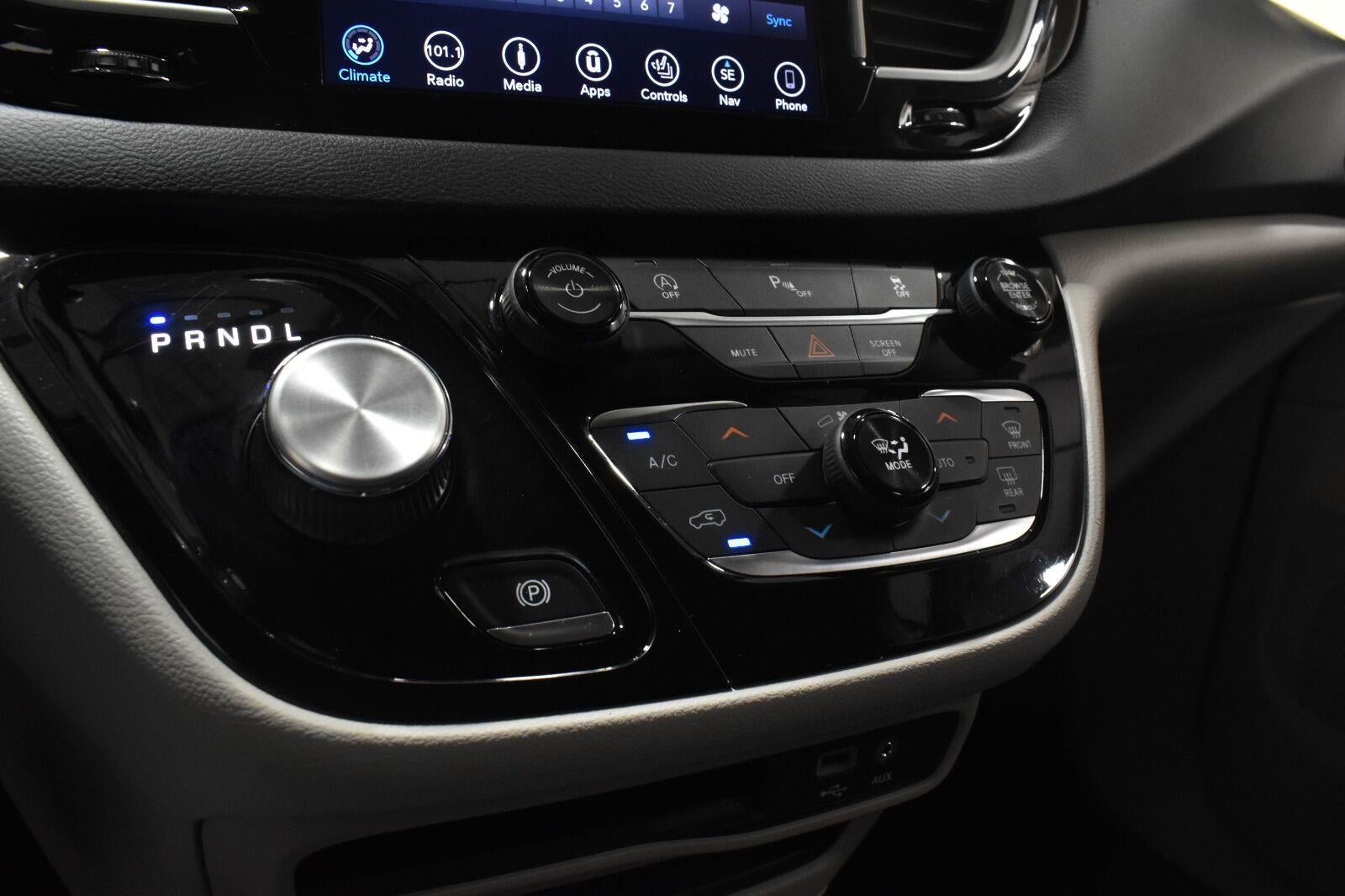 2018 Chrysler Pacifica Touring L