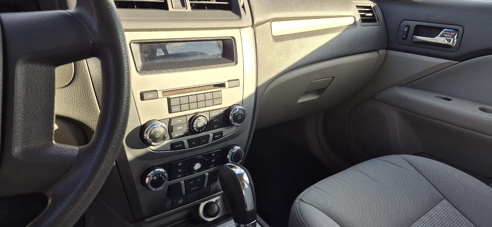2012 Ford Fusion S