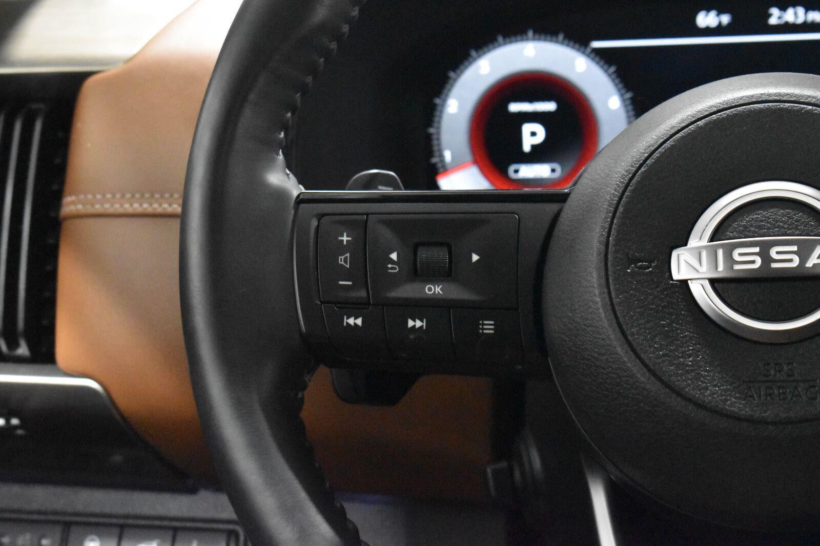 2023 Nissan Pathfinder Platinum 4WD