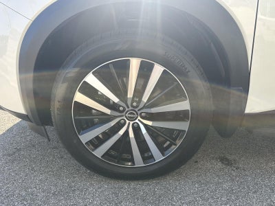 2023 Nissan Pathfinder Platinum 4WD