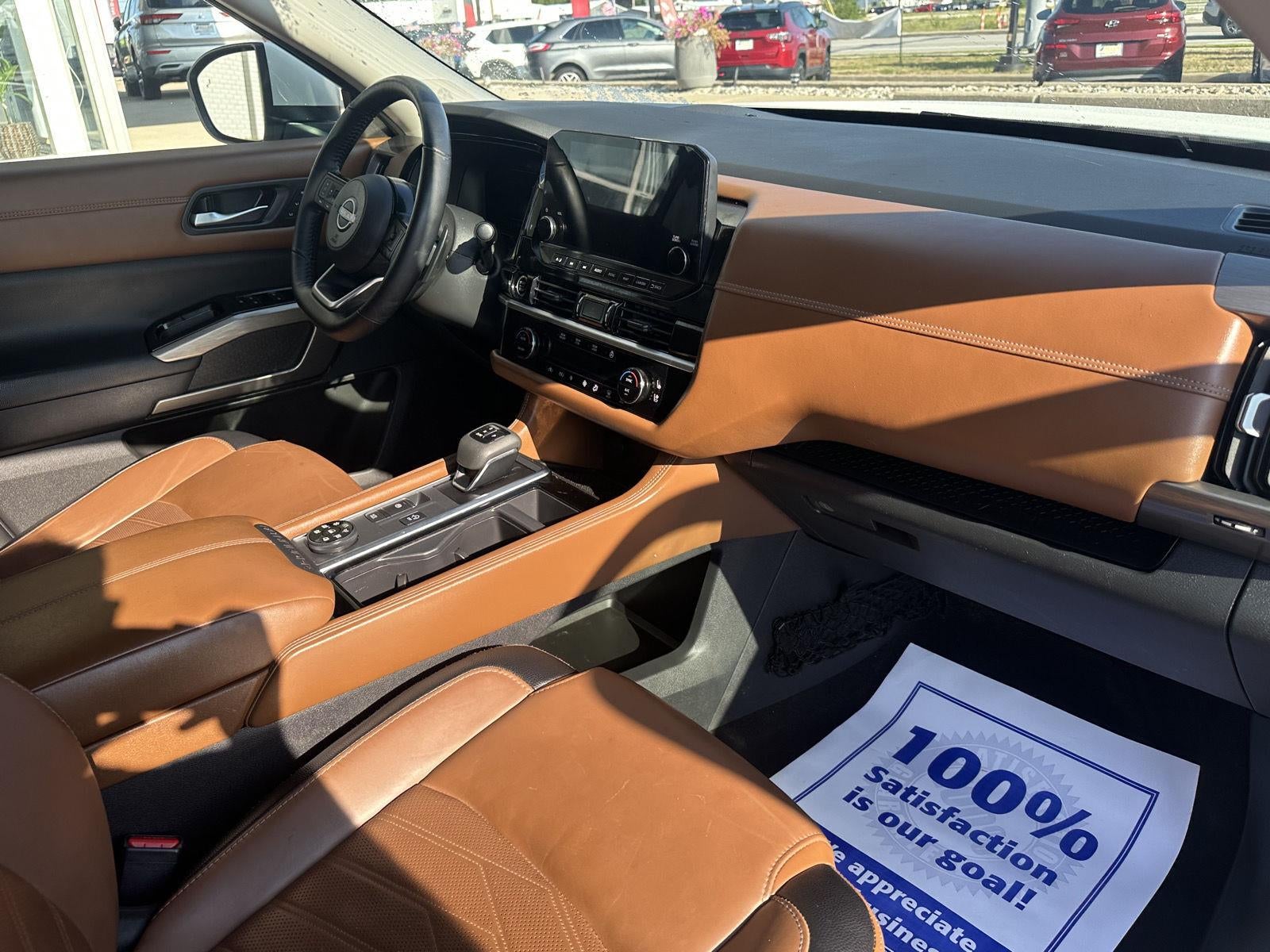 2023 Nissan Pathfinder Platinum 4WD