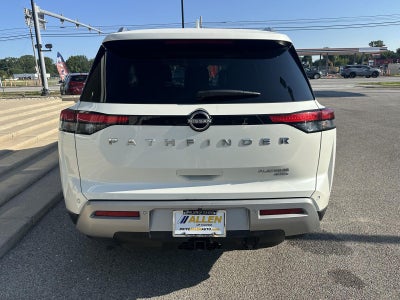 2023 Nissan Pathfinder Platinum 4WD