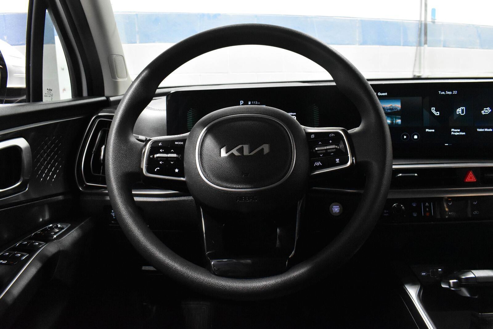 2025 Kia Sorento LX
