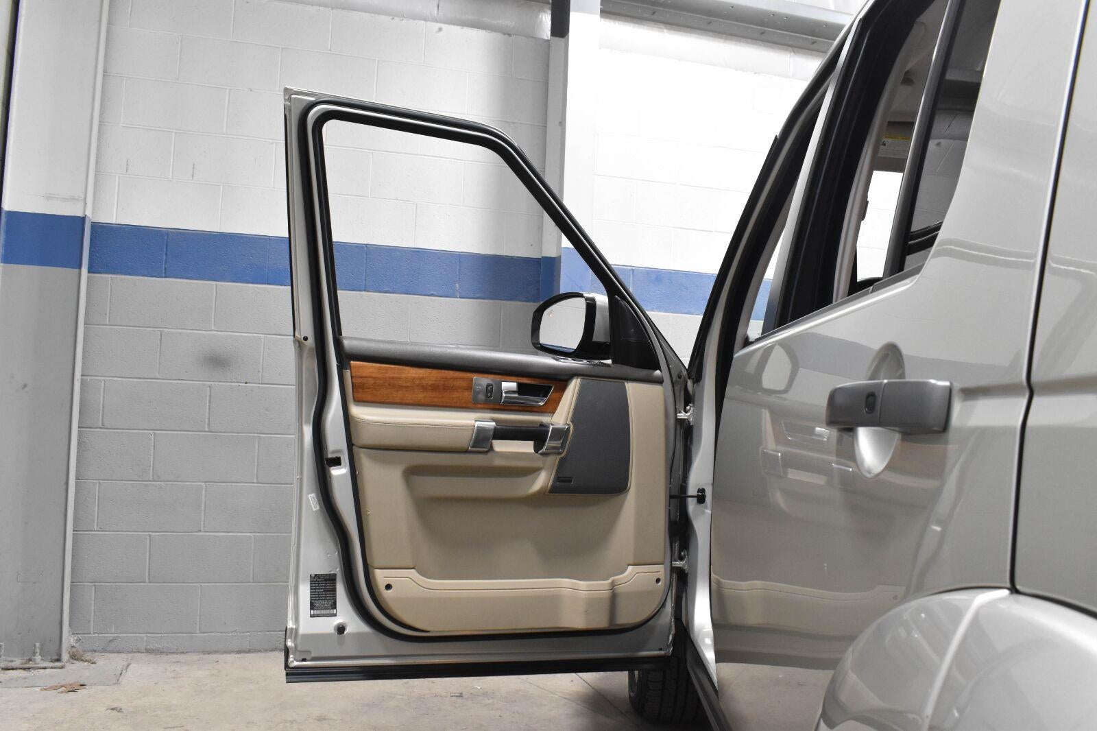 2014 Land Rover LR4 HSE