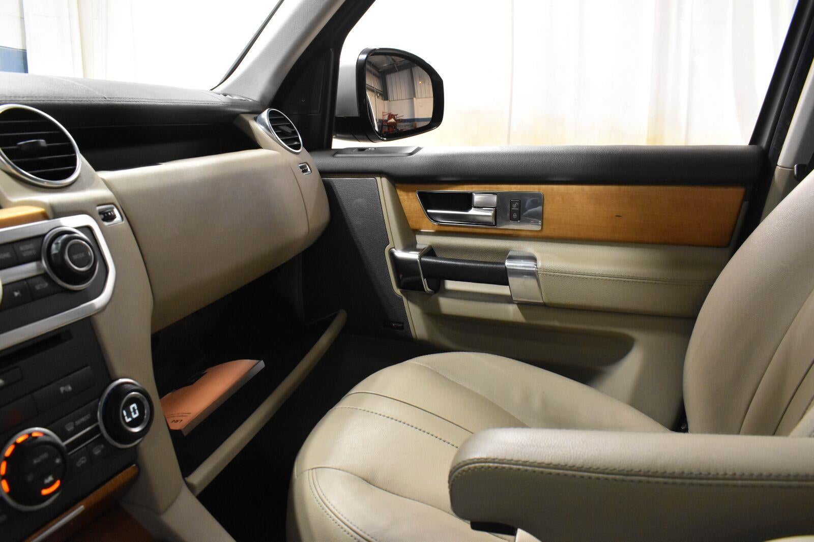 2014 Land Rover LR4 HSE