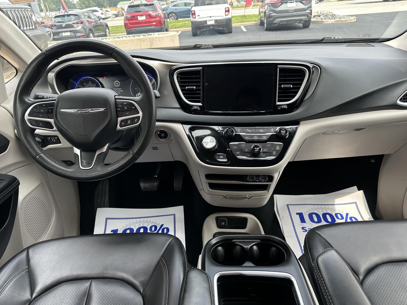 2023 Chrysler Pacifica Touring L