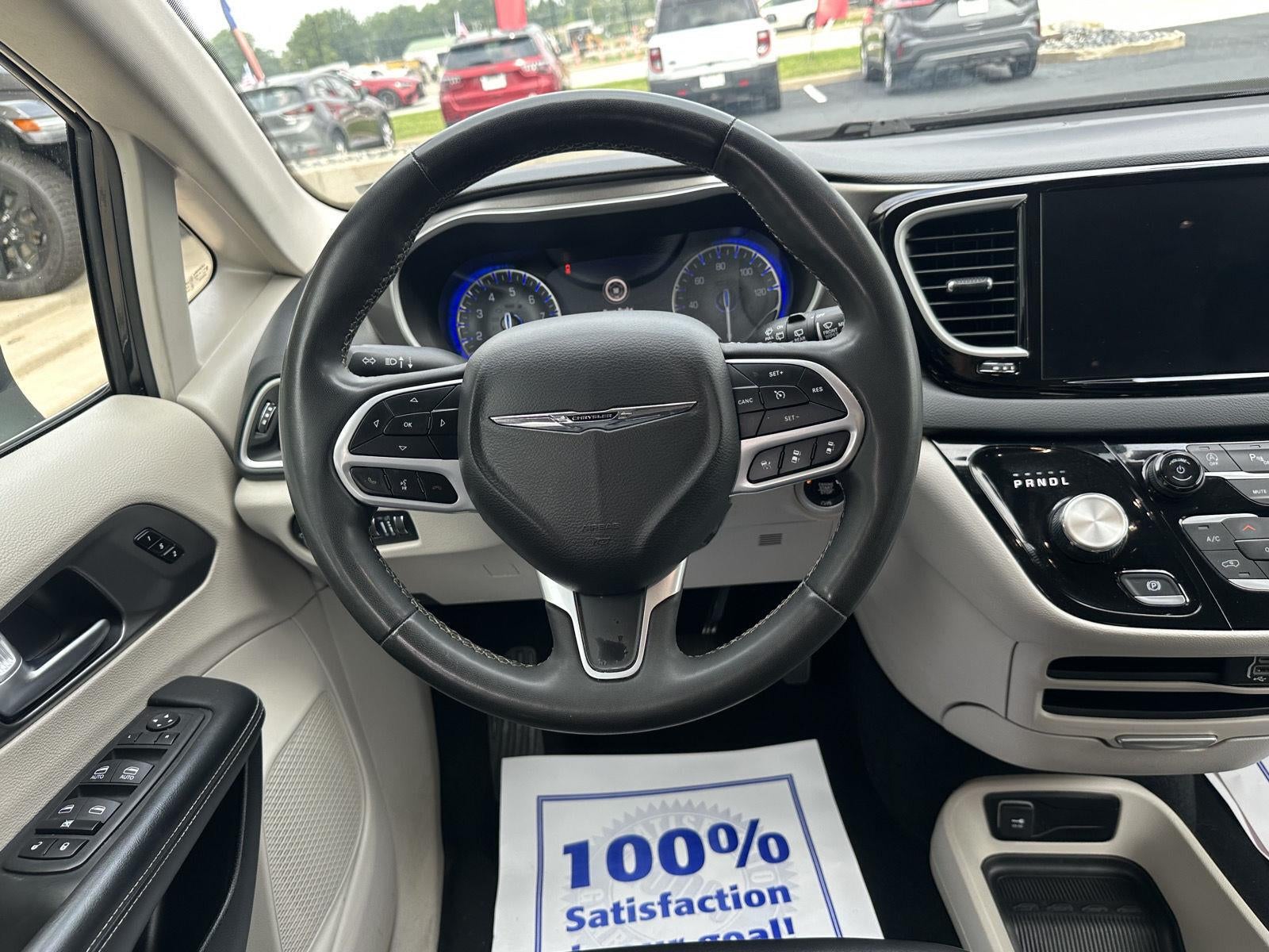 2023 Chrysler Pacifica Touring L