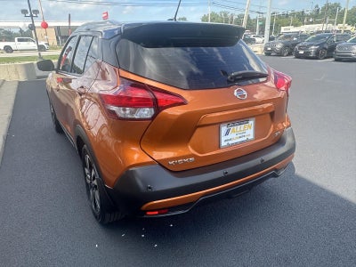 2020 Nissan Kicks SR
