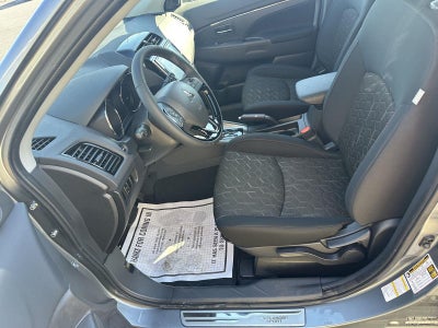 2027 Mitsubishi Outlander Sport LE