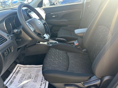 2027 Mitsubishi Outlander Sport LE