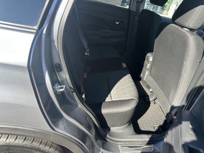 2027 Mitsubishi Outlander Sport LE