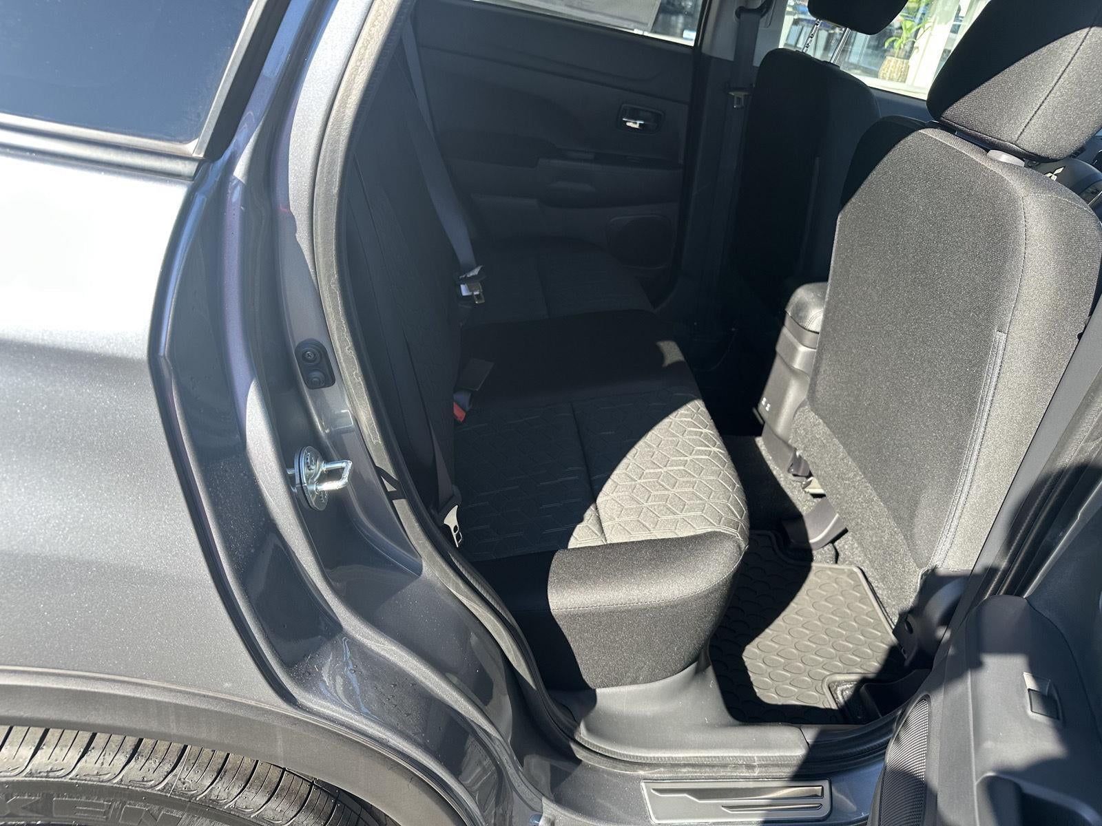 2027 Mitsubishi Outlander Sport LE