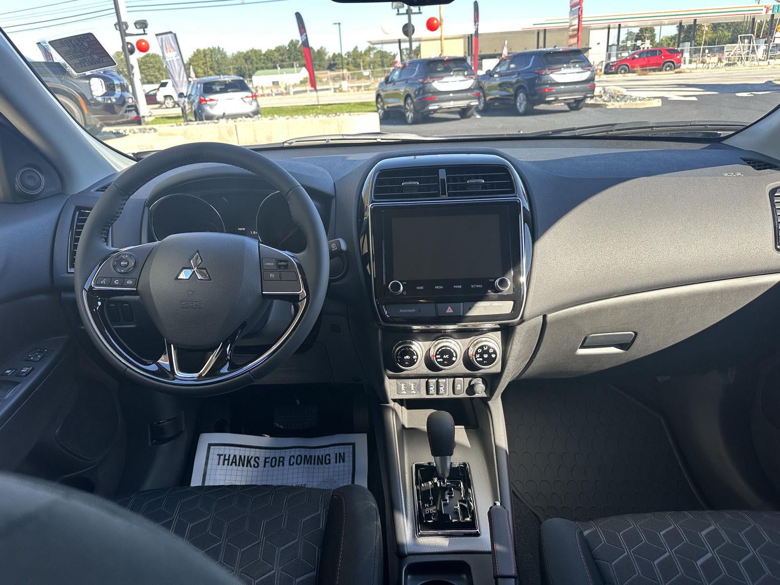 2027 Mitsubishi Outlander Sport LE