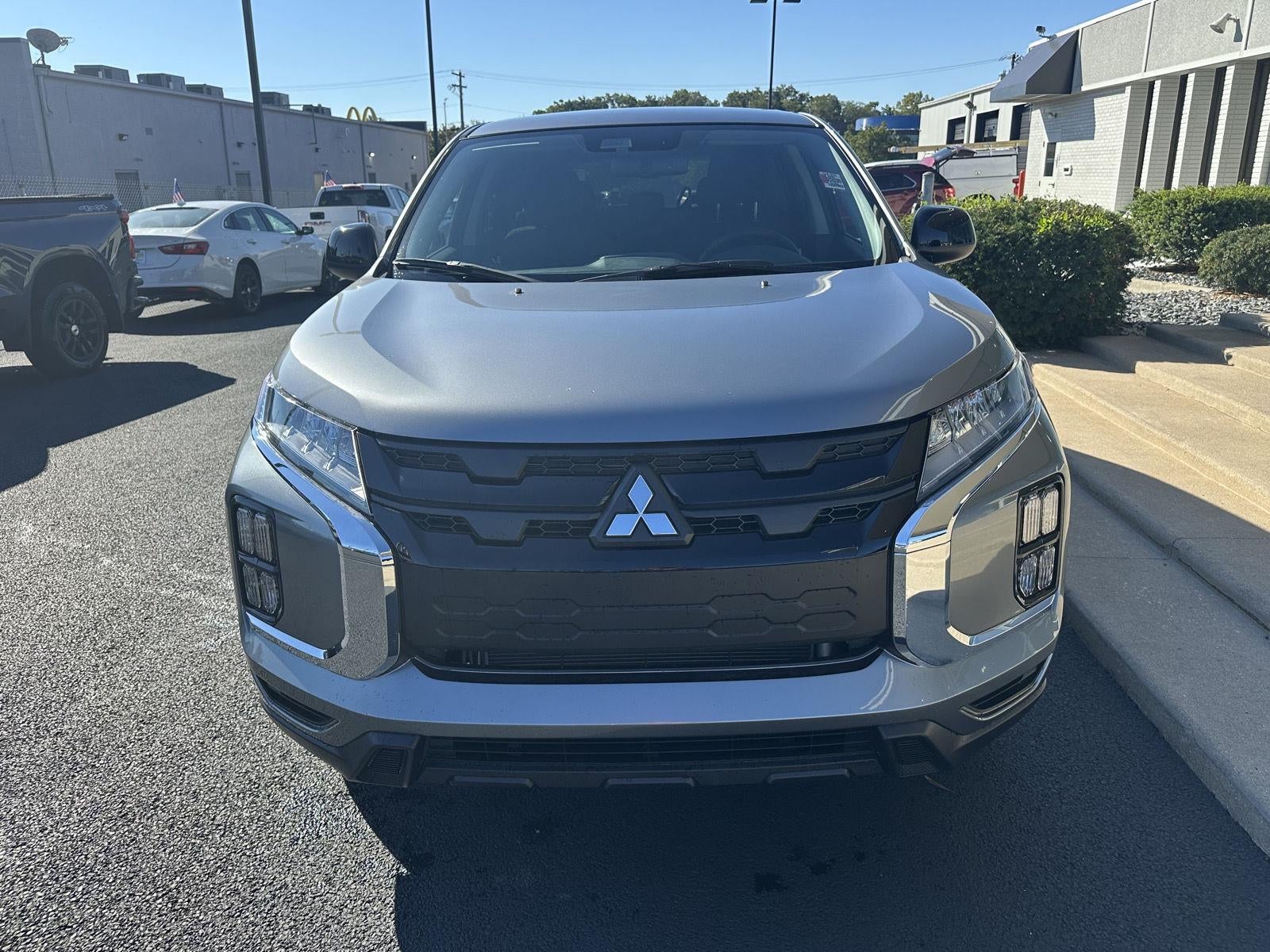 2027 Mitsubishi Outlander Sport LE