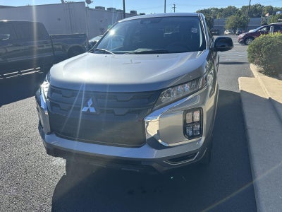 2027 Mitsubishi Outlander Sport LE