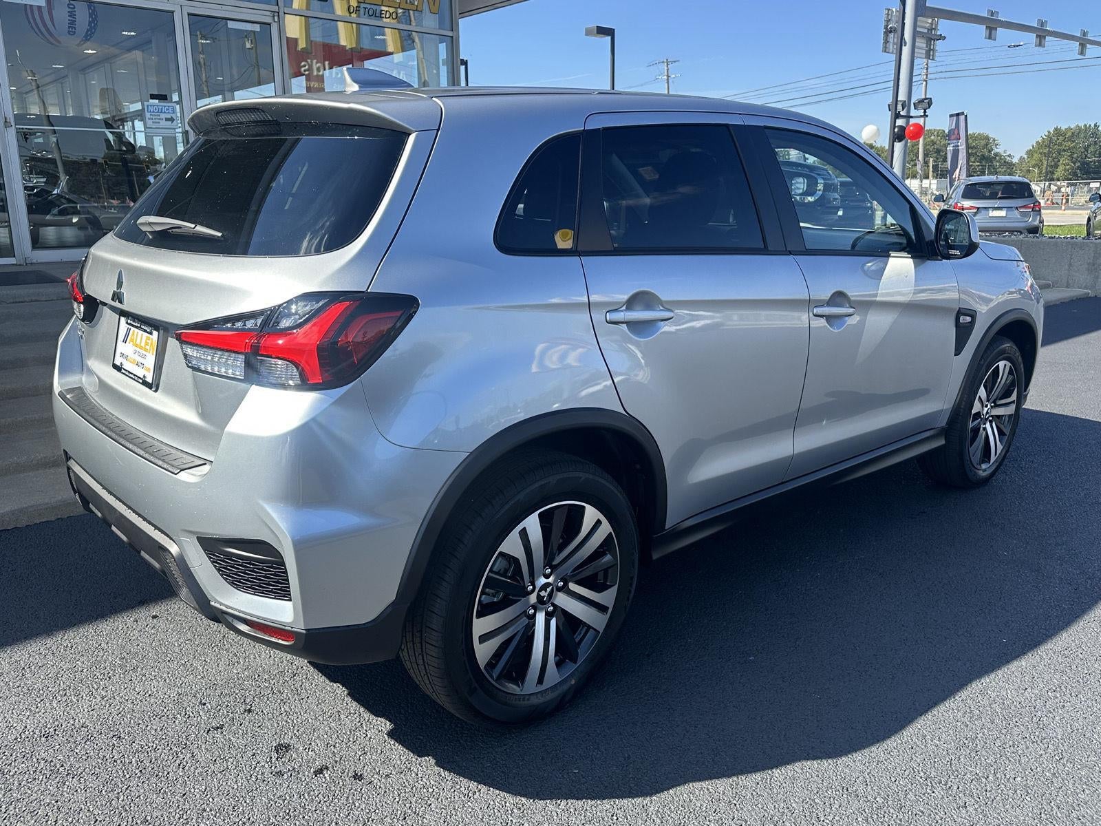 2027 Mitsubishi OUTLANDER SPORT ES 2.0 FWD