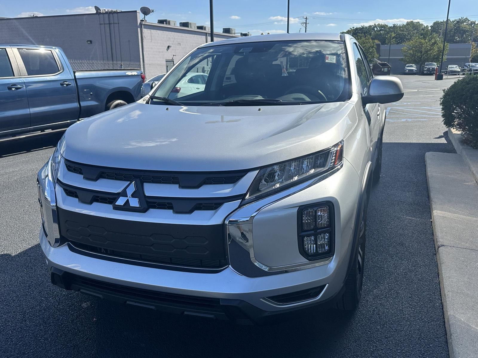 2027 Mitsubishi OUTLANDER SPORT ES 2.0 FWD
