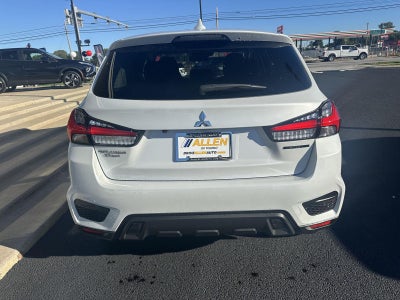 2027 Mitsubishi Outlander Sport LE