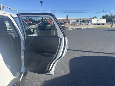 2027 Mitsubishi Outlander Sport LE