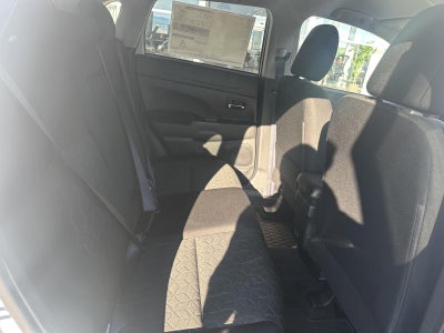 2027 Mitsubishi Outlander Sport LE