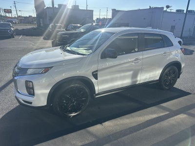 2027 Mitsubishi Outlander Sport LE